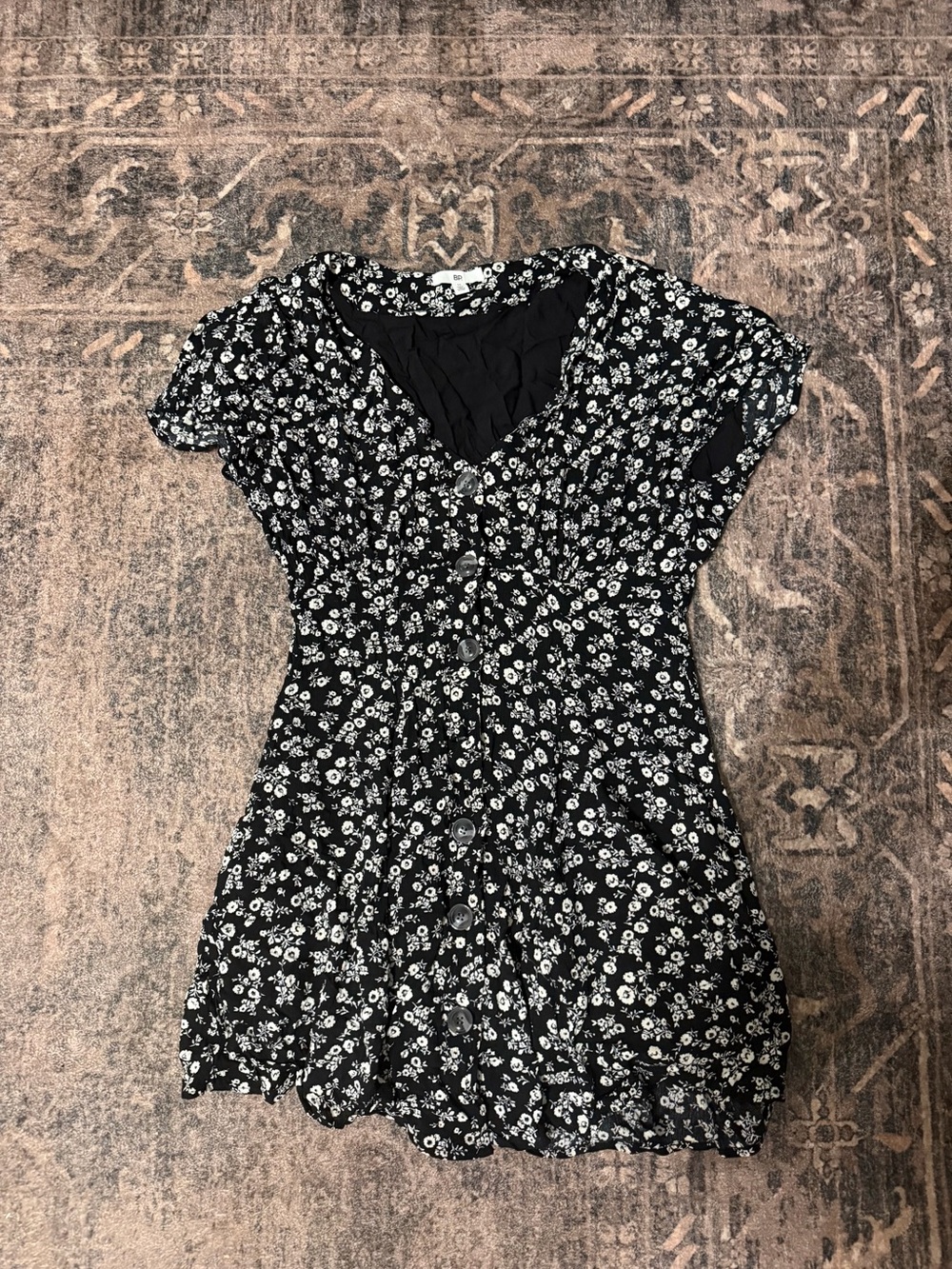 bp Black Floral Button-Front Short Sleeve dress